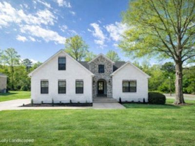 308 Aunt Carrie Pl