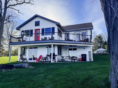 90 Lakeshore Dr