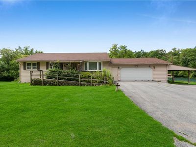 687 Farmhill Rd