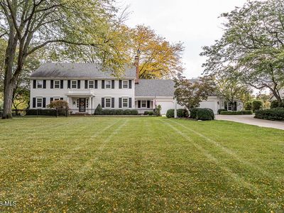 60 Back Bay Rd
