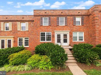1400 S Edgewood St APT 521
