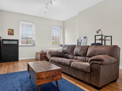 227 Christopher Columbus Dr APT 212B