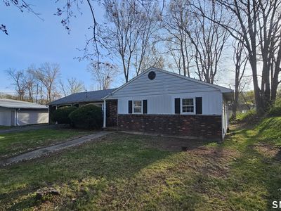 12 Collins Drive