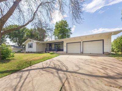 1516 Wellington Cres