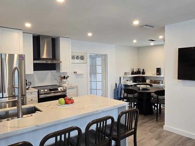 330 NE 59th Court