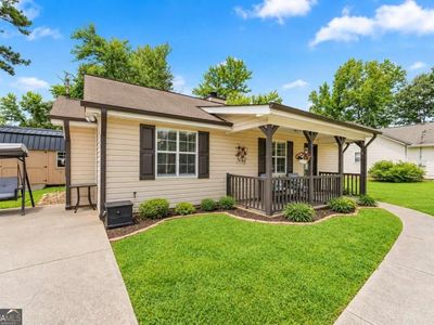 2560 Fairlane Dr