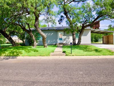 108 W 5th St