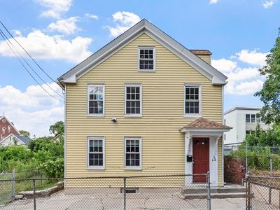 52 Auburn St