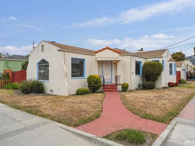 6001 Sacramento Ave