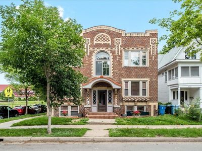 2701 Harriet Ave APT 202
