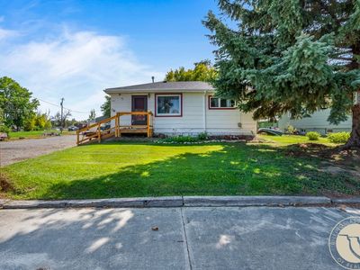 408 E Broadway Ave