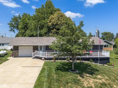 305 Weber St