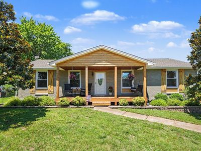 824 Roseview Dr