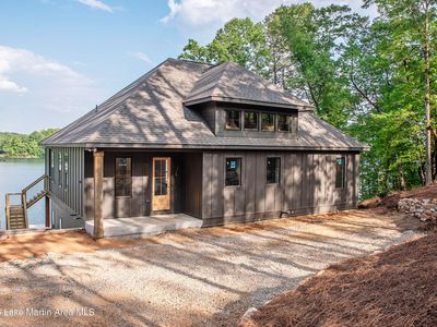 184 Highland Cir