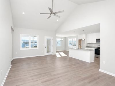 305 Ridge Crest Ter