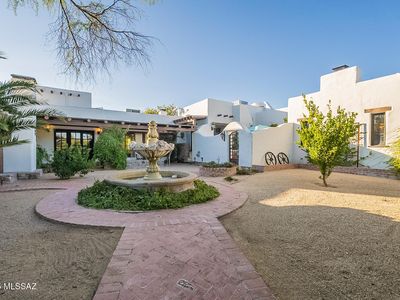 365 N Indian House Rd