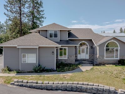 1107 Pinebrook Dr