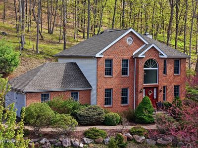 366 Rolling Hills Dr