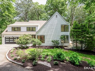 256 Wilton Road East