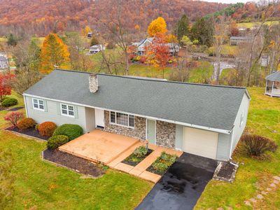 27 Upper Woodcrest Rd