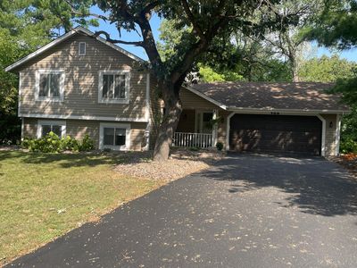 900 Lacota Ln