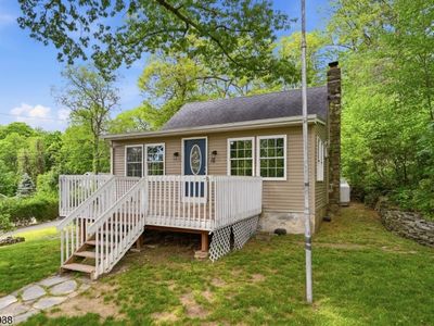 Property at 16 Morsemere Rd, Hewitt, NJ