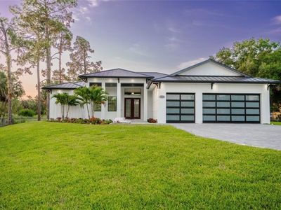 353 Golden Gate Blvd E