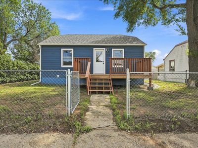 712 West Blvd N