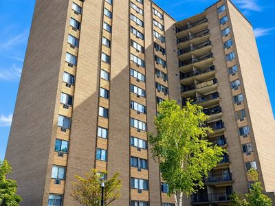 1025 Hancock St Unit 2P
