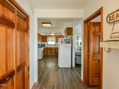 9811 W Locust Point Rd