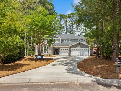 11 Hathaway Ln