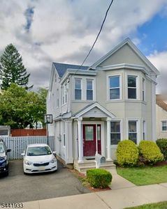 37 Harris St