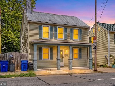 433 W South St