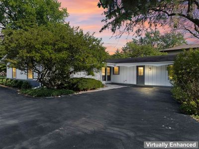 Property at 1049 Martingale Dr, Bartlett, IL