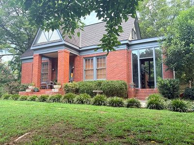 260 Blacks Bluff Rd SW