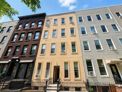 148 N 9th St #8