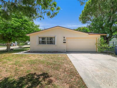9354 Caribbean Blvd
