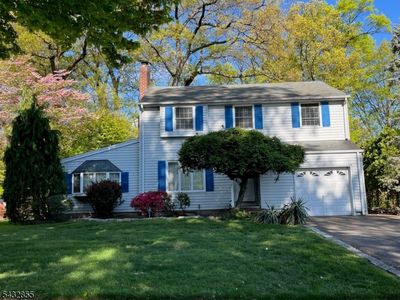 557 Monroe Ct