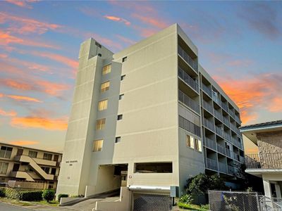 2122 Lime St APT 604