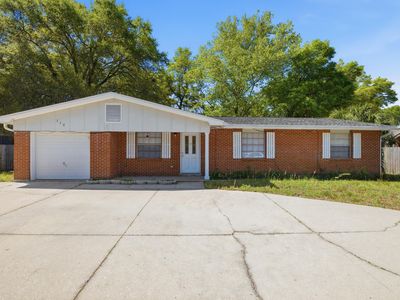 Property at 750 Mayflower Ave, Fort Walton Beach, FL