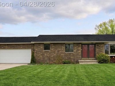 3480 Clearwater Dr