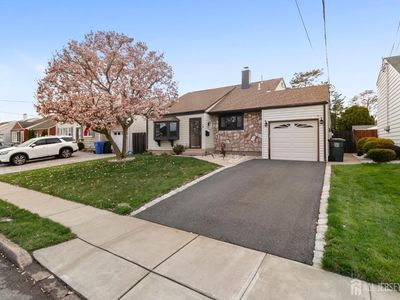 11 McKinley Ave