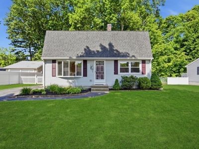 20 Entrybrook Dr