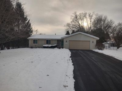 1128 Royal Aberdeen Dr