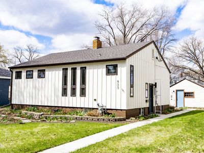 433 Elmwood Ave S