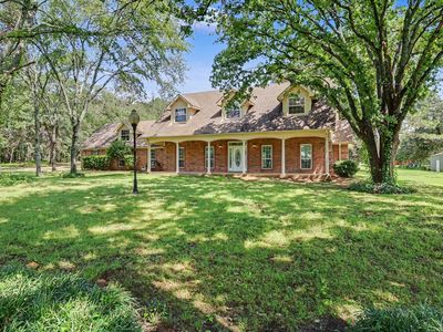 2811 N Shore Dr
