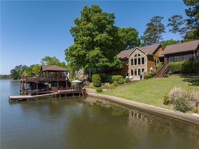1360 Lee Road 338
