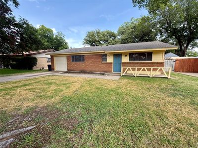 308 Simmons Dr