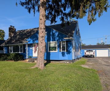 762 Ross Rd