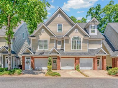 18 Edge Ct Unit B